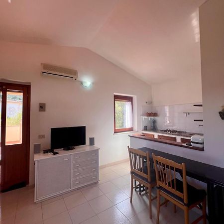 Appartamento Stella Con Vista Mare San Teodoro  Exterior foto