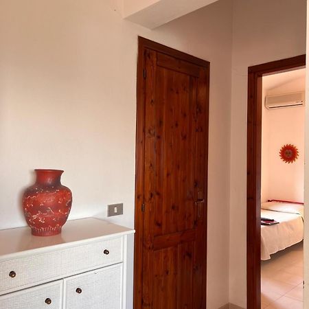 Appartamento Stella Con Vista Mare San Teodoro  Exterior foto